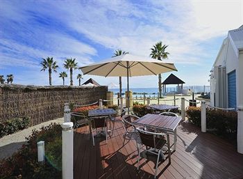 Waters Edge Luxury At Mandurah - Maitland Accommodation 0