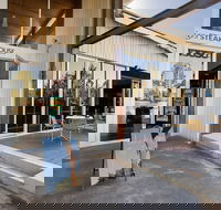 Villa Noosa Hotel - Maitland Accommodation