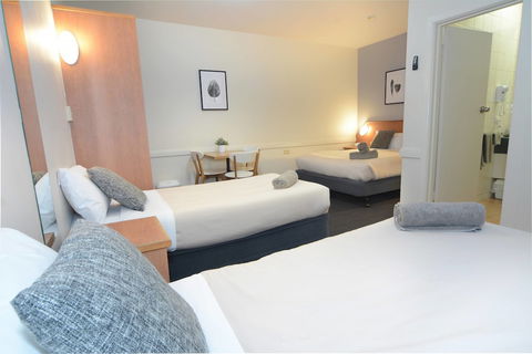 Barclay On View - Maitland Accommodation 5