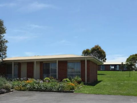 Country Life Accommodation - Maitland Accommodation 2