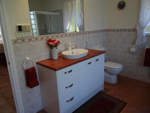 Close Encounters Bed & Breakfast - Maitland Accommodation 6