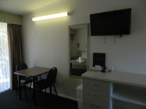 Coachman Motel - Maitland Accommodation 6