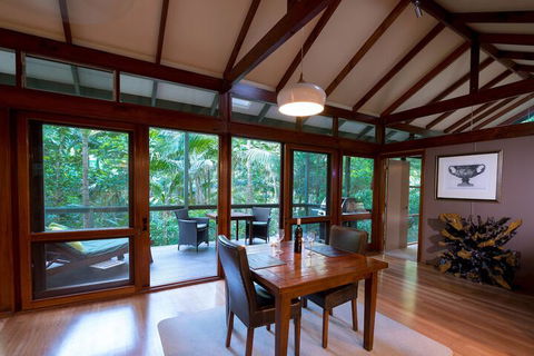 Crystal Creek Rainforest Retreat - Maitland Accommodation 7