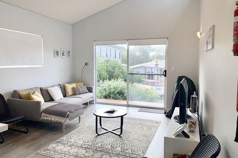 17 By The Sea Dunsborough - Maitland Accommodation 3