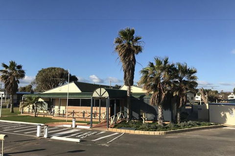 Sunset Beach Holiday Park - Maitland Accommodation 1