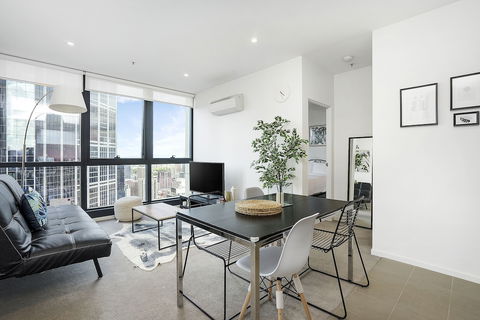 Roomerang At Melbourne Star 40 - Maitland Accommodation 1