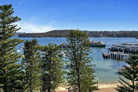 Beautiful 2 Bedroom Apartment Overlooking Manly Wharf MAN29 - Maitland Accommodation 2