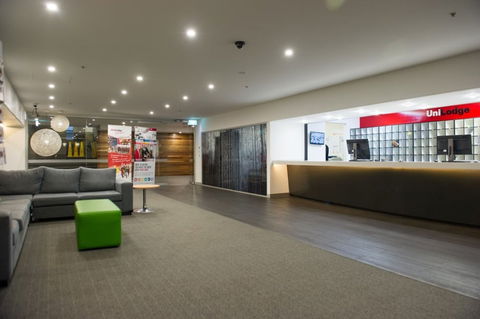 Holistay At Melbourne Central Apartment - Maitland Accommodation 3