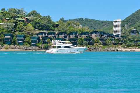 Yacht Club Villa 33-Serenity-Ocean Views With Golf Buggy - Maitland Accommodation 2