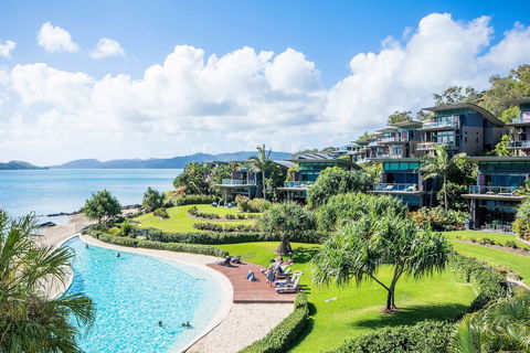Yacht Club Villa 33-Serenity-Ocean Views With Golf Buggy - Maitland Accommodation 3