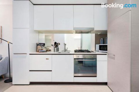 Complete Host Leopold Apartments - Maitland Accommodation 0