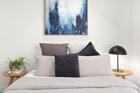 Luxuria Apartments EQ Tower - Maitland Accommodation 2