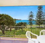 Golden Shores U8 21 Landsborough Parade - Maitland Accommodation