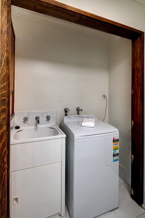 Malseeds - Maitland Accommodation 6