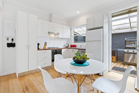 AMORE A Tranquil Retreat With Couples Spa - Maitland Accommodation 4