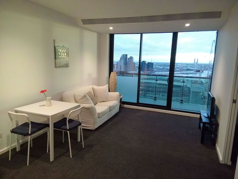 Bright And Cosy Apartment With Terrific View, Cbd - Maitland Accommodation 5