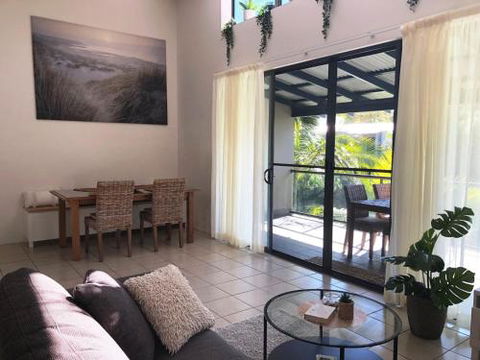 Baden 86 Rainbow Shores Walk To Beach Top Floor Air Conditioned Unit - Maitland Accommodation 0