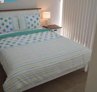 SerendibatSandcastles Fingal Bay - Maitland Accommodation