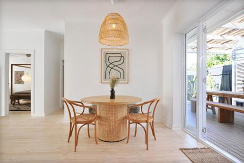 Pine At Arlos Refined Luxury In Glenelg - Maitland Accommodation 5