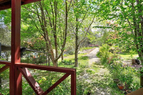 Mountain Den - Maitland Accommodation 5