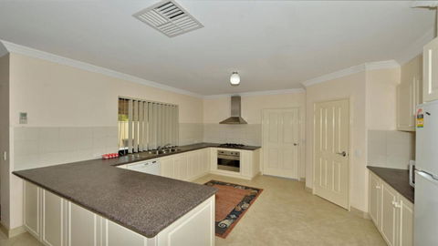 Mandurah Estuary Breeze - Maitland Accommodation 5