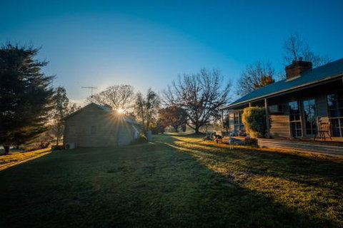 Acheron Valley Lakefront Cottages - Maitland Accommodation 5
