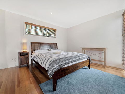 Drift Beach House - Maitland Accommodation 4