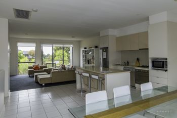 Stylish 3 Bedroom Condo - Maitland Accommodation 0