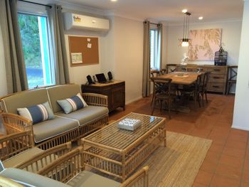 Quiet Rural Retreat With Spa - Maitland Accommodation 6