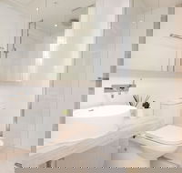 Holistay at Level 26 Franklin Street - Maitland Accommodation