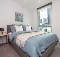 Melbourne City Apartment with Parking - Maitland Accommodation