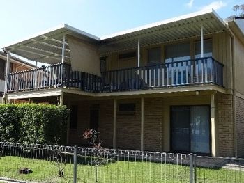 Lakeside Getaway - Maitland Accommodation 0