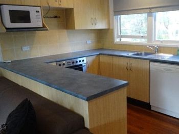 Lakeside Getaway - Maitland Accommodation 1