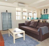2 beds 2 baths FREE car park. Behind State Library - Maitland Accommodation