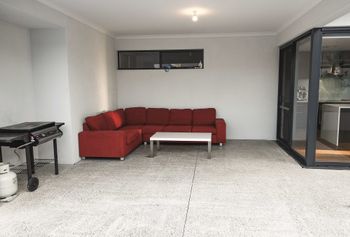 South Beach Pool Home - Maitland Accommodation 4