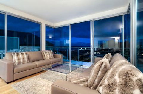 Library House - Maitland Accommodation 1