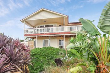 Serenity By The Sea - Maitland Accommodation 0
