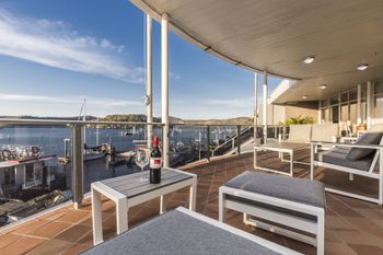 3 Bedroom Waterfront Penthouse On The Hawkesbury - Maitland Accommodation 6
