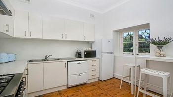 The Apartment Service LB002 - Maitland Accommodation 1