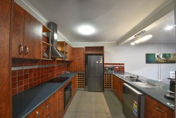 Seaclusion - Maitland Accommodation 2