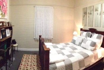 Edgeworth Street Manor - Maitland Accommodation 1