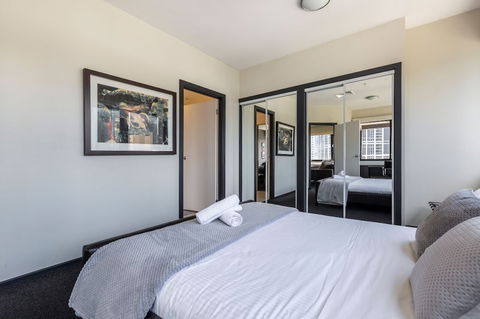 1714-250 Elizabeth, 2 Big Bedrooms, Heart Of Melbourne CBD - Maitland Accommodation 4