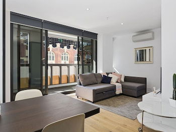 CHARLOTTE Manhatten Building Near Spencer St. & Southern Cross Station - Maitland Accommodation 6