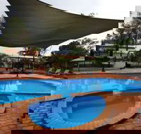 Kimberley Hotel Halls Creek - Maitland Accommodation