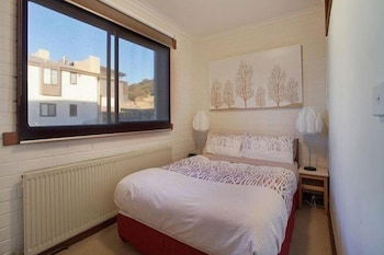 Lawlers 20 - Maitland Accommodation 5