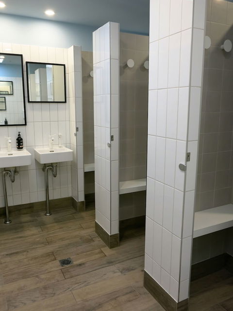 Stoke Beach House - Maitland Accommodation 4