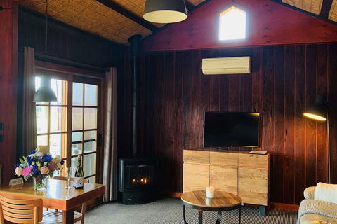 Seclusions Blue Mountains - Maitland Accommodation 6