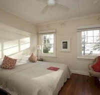 Barrenjoey House - Maitland Accommodation