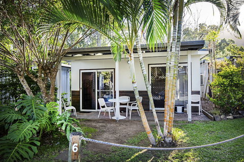 Bush Village Holiday Cabins - Maitland Accommodation 4