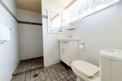 Ardeanal Motel West Wyalong - Maitland Accommodation 7